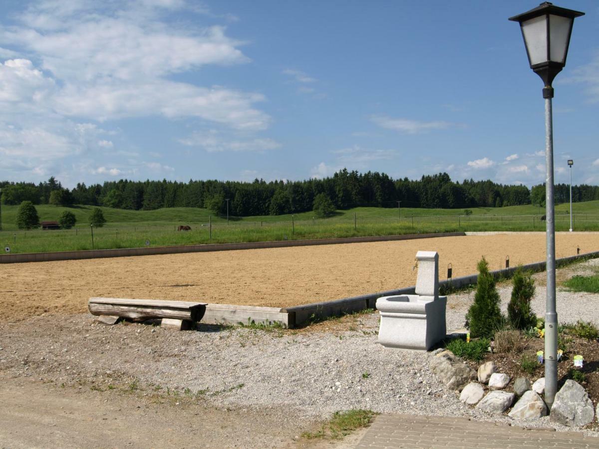 Ferienwohnung Pferdehof Pankratz Iffeldorf Exterior foto